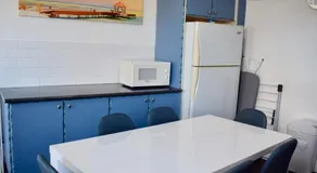 Cosy 3 Bedroom Apartment In Trendy Haberfield - Image 5