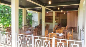 The Jungle Pearl Hotel - Image 4