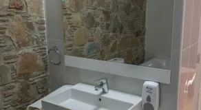 Farmakas Living - Image 2