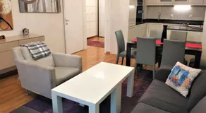 Orange Apartment - Image 3