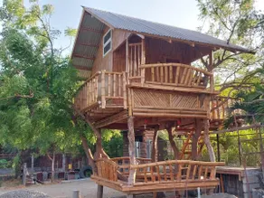 Beachfront Aircon Treehouse for 6 to 7pax - Image 4