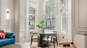 2 Bed Flat Walking Distance From Harrods - Image 2