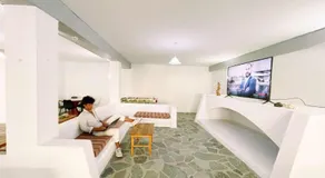 Lagada Beach Hotel - Image 4