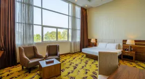 The Epitome Hotel - Image 2