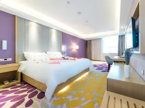 Lavande Hotels Xinyu Chengbei Square - Image 2