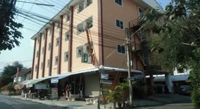 Chanaporn Place - Image 4