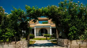 Su Casa Apartments - Image 3