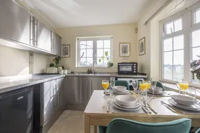 Cosy 1-Bed Cottage with Log Burner - Tewkesbury - Image 5