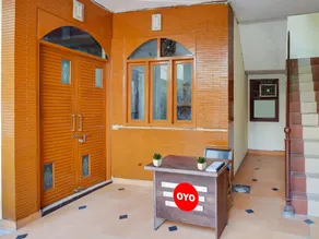 Flagship Corner Guest House - Image 4