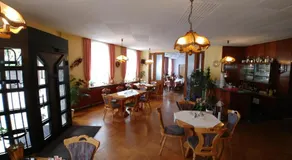 Gasthof & Hotel Zur Linde - Image 3