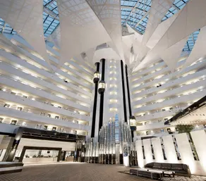 Crown Metropol Perth - Image 5
