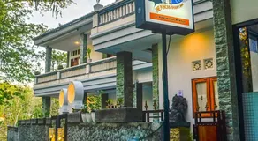 The Puncak Santhi Inn - Image 5