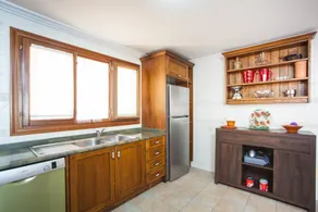 Charmante villa adaptée aux familles avec terrasse, jardin et barbecue - Image 2