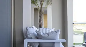 Double Bay Beach Hotel - Image 5