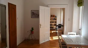 Synagogue Apartment Budapest - Image 4