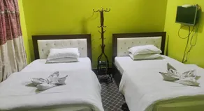Shangrila hotel - Image 2