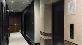 LION 8 Hotel - Image 5