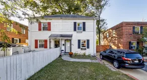 Cozy House, Pool Table and Parking, Mins to DC - Image 5