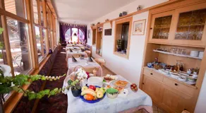 Garni Reider - Image 2