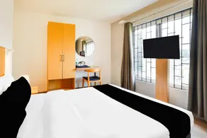Townhouse BTM Layout Near Madiwala Lake Formerly Q Rooms - Image 2