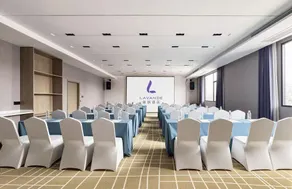 Lavande Hotel (Zhaotong Wuyue Plaza) - Image 4