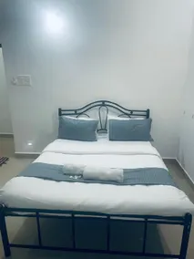 Hotel V5 - Image 2
