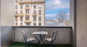 #HE The Golden Escape Ile Verte luminous renovated - Image 4