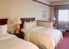 Comfort Suites Near Fairplex - Image 5