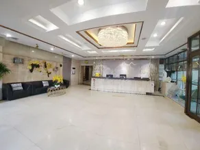 Tangyin Hotel (Dalian Railway Station) - Image 4