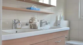 Grosse, schöne Wohnung im Grünen - Image 2