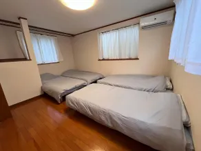 Perfect for families!  3 min walk from the sta. - Image 2