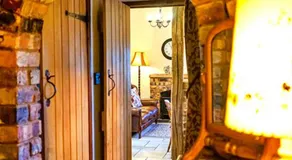 Finest Retreats - The Dairy at Morrells Wood - Image 3