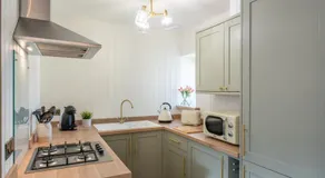 Mabels Cottage by the beach - Image 3