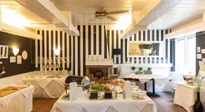 Hotel Restaurant Grüner Baum und Altes Tor - Image 4
