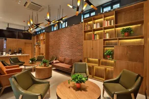 James Joyce Coffetel Lanzhou University Railway Station - Image 3