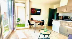 Lumineux T1 : balcon, TV sat&VOD, proche Part-Dieu & Université - Image 5