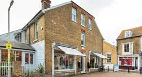 Tasteful apartment moments from the beach, Bunting by Whitstable-Holidays - Image 3