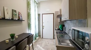 Romeo Luxury Apartment - Image 5