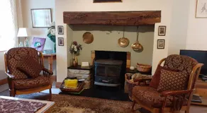 Cottage - Sleeps up to 6 & hot tub - Image 2
