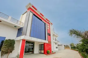 Hotel O Royal Galaxy - Image 3
