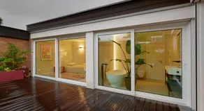 HOMEFY - Luxury Bungalow - Image 3