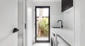 1 Love, 2 Seas - Boutique Beach House - Image 4