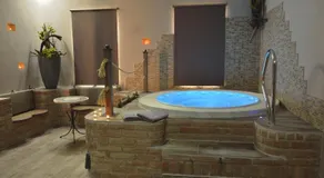 Hotel Via Ironia - Image 4