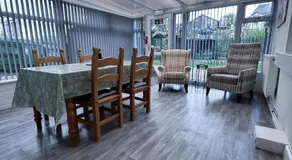 Thornleigh Guest House - Free ON STREET Parking - Image 3