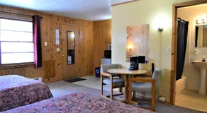 Baileys Sunset Cottages - Image 2