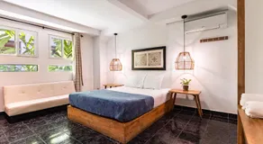 Cinco Hotel B&B - Image 2