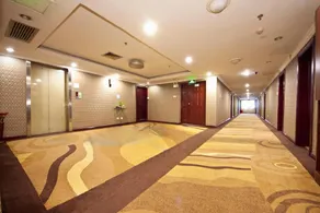 Huaying Hotel - Image 5