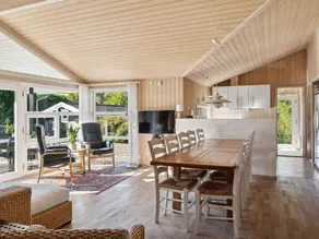 Casa vacacional con sauna, barbacoa y jardín - Image 3