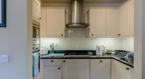 Stone Cottage - Image 2