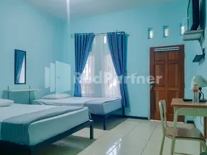 Syariah Safar Guest House Mitra RedDoorz - Image 2